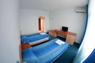 Отель Hotel Akre Каварна Двухместный номер с 2 отдельными кроватями-2